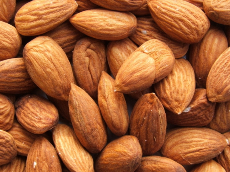 Mandorle senza guscio.