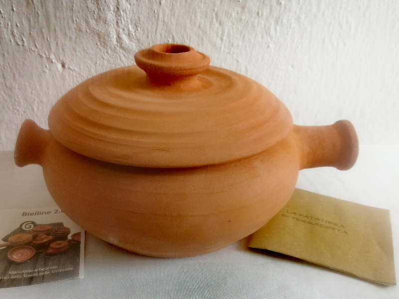 Patatiera in terracotta