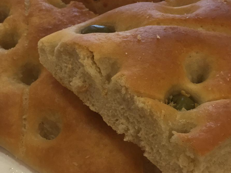 FOCACCIA AL'OLIO