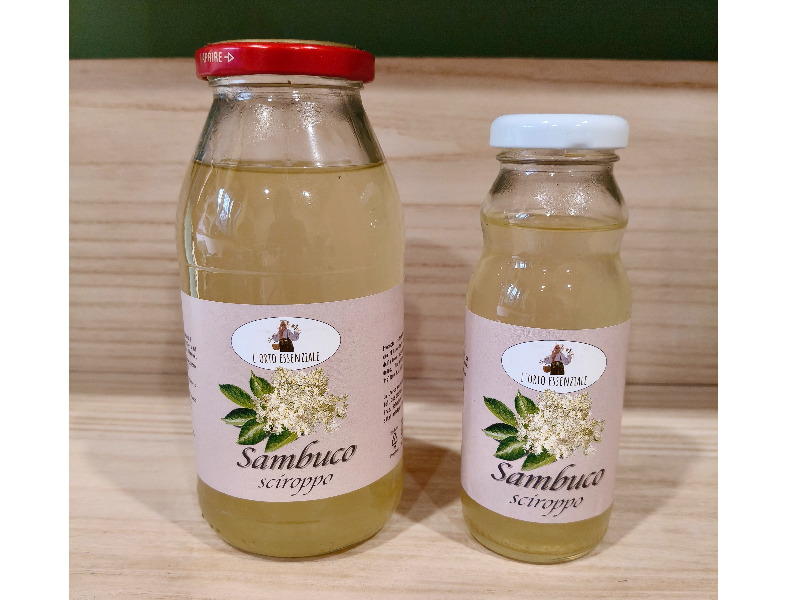 Sciroppo ai fiori di sambuco Sciroppo ai fiori di sambuco