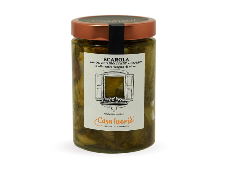 Scarola con olive “ammaccate” e capperi